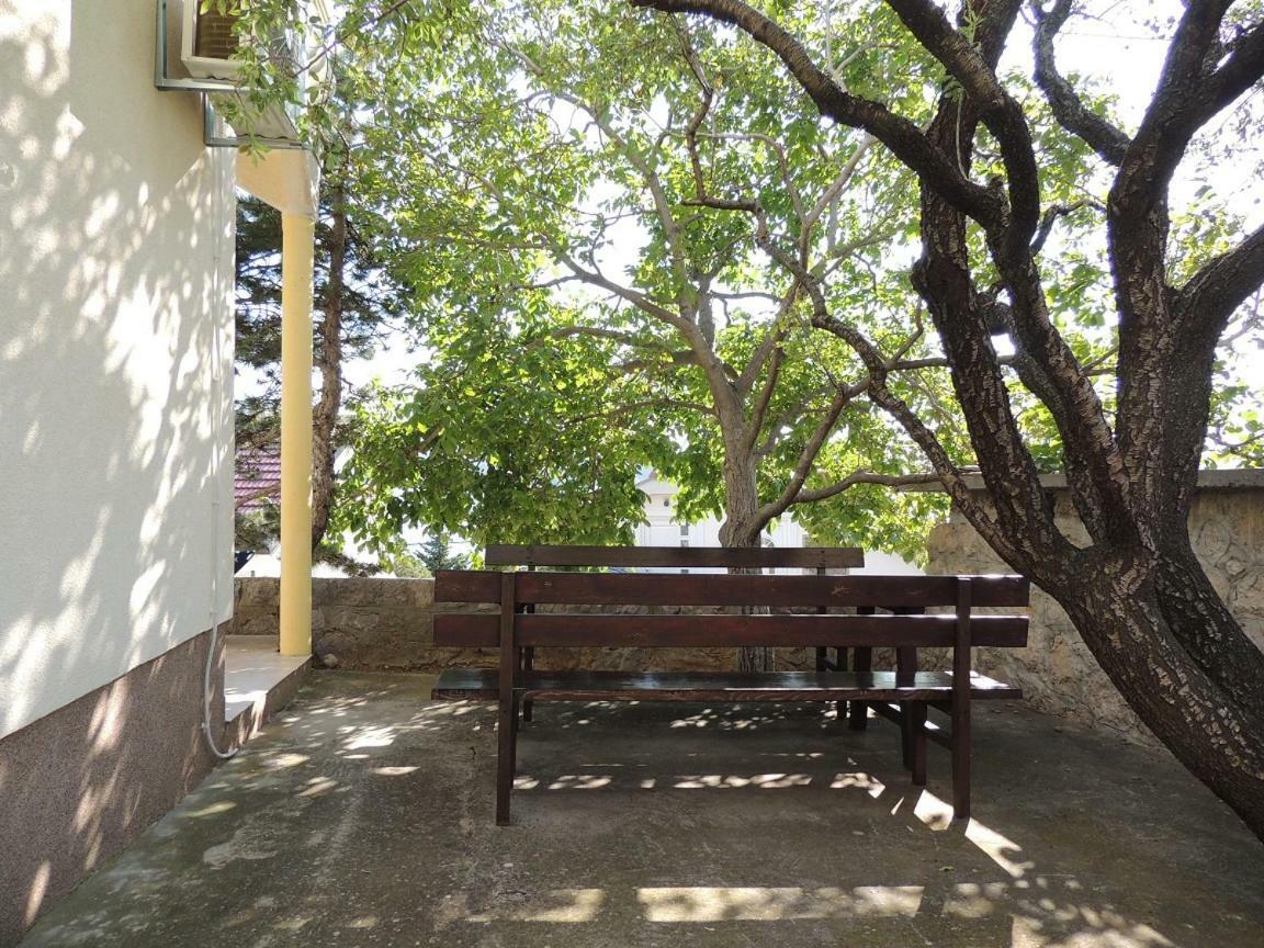 Apartman Tea Karlobag Kültér fotó